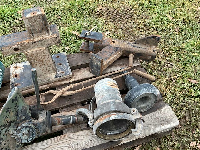 Diverse machine delen - afbeelding 3 van  3