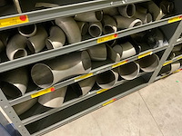 Diverse machine en onderdelen in 4 vakkenkasten - afbeelding 11 van  18