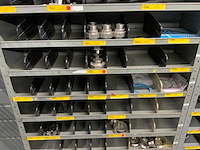 Diverse machine en onderdelen in 6 vakkenkasten - afbeelding 6 van  11