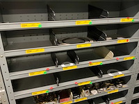 Diverse machine en onderdelen in 6 vakkenkasten - afbeelding 10 van  11