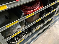 Diverse machine onderdelen in 6 vakkenkasten - afbeelding 14 van  28