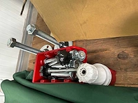 Diverse machine onderdelen - afbeelding 2 van  4