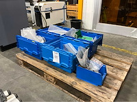 Diverse machine onderdelen - afbeelding 1 van  9