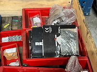 Diverse machine onderdelen - afbeelding 7 van  8