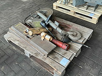 Diverse machine onderdelen - afbeelding 1 van  4
