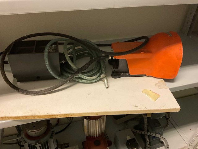 Diverse machine onderdelen - afbeelding 3 van  5