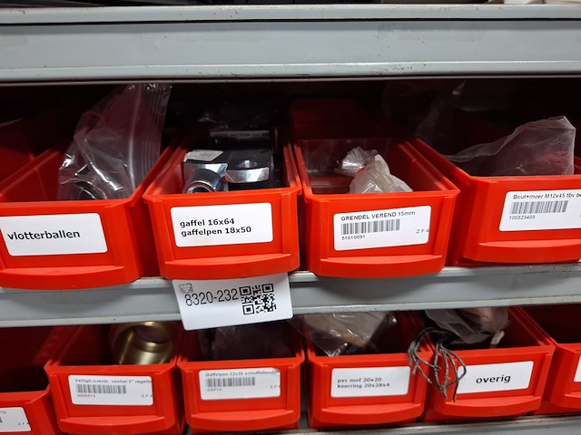 Diverse machine onderdelen - afbeelding 6 van  12