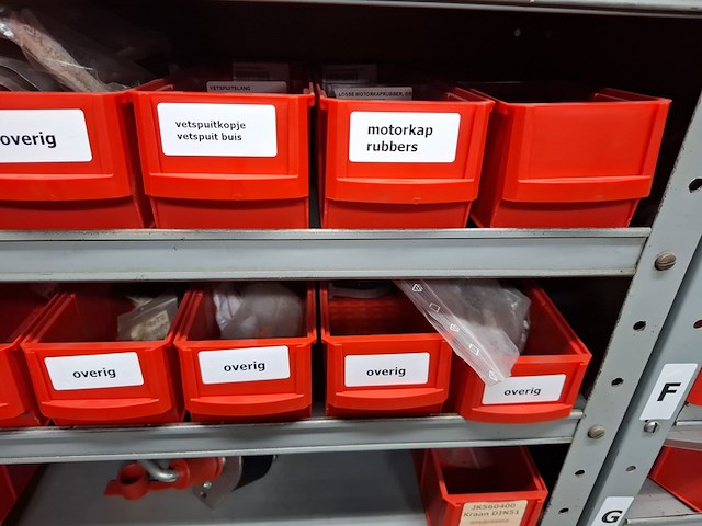 Diverse machine onderdelen - afbeelding 10 van  12