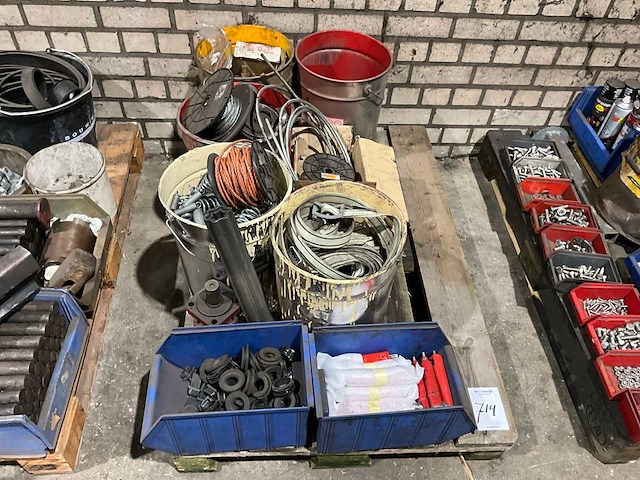 Diverse machine toebehoren - afbeelding 1 van  4