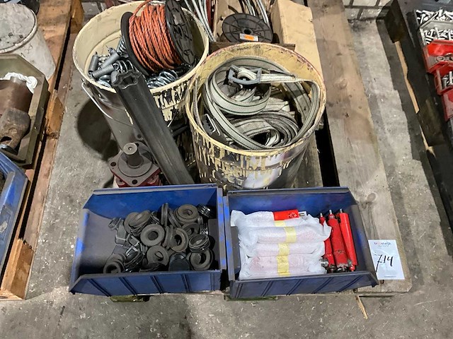 Diverse machine toebehoren - afbeelding 2 van  4