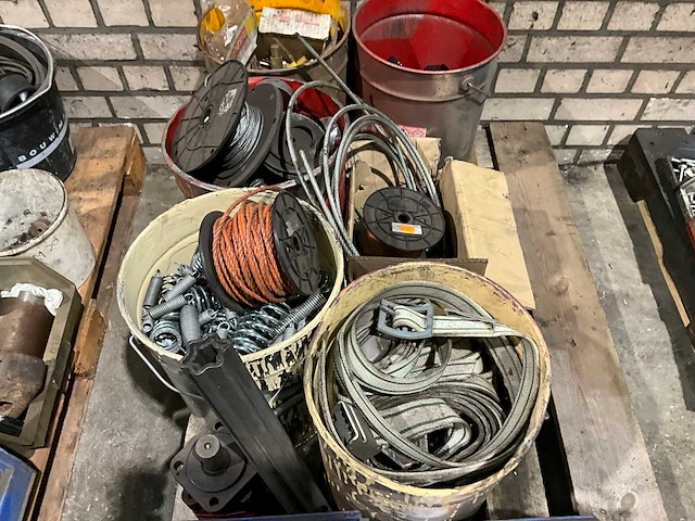 Diverse machine toebehoren - afbeelding 3 van  4