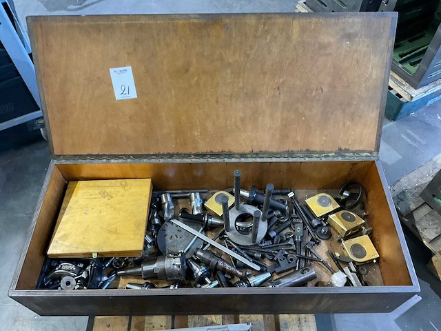 Diverse machinegereedschappen - afbeelding 2 van  6