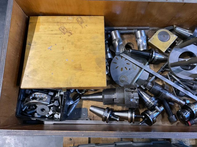 Diverse machinegereedschappen - afbeelding 3 van  6