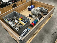 Diverse machineonderdeel - afbeelding 8 van  14