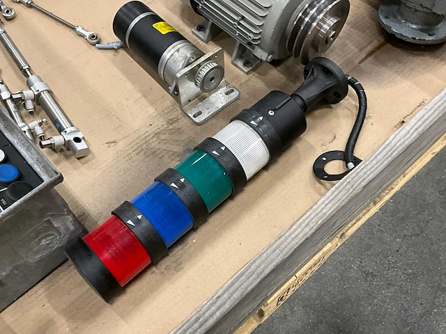 Diverse machineonderdeel - afbeelding 12 van  14