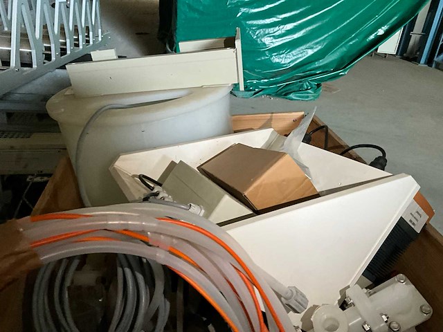 Diverse machineonderdelen - afbeelding 13 van  15