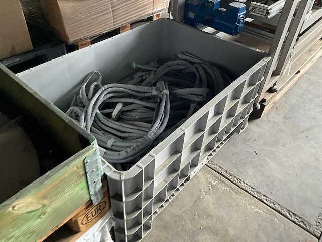 Diverse machineonderdelen - afbeelding 17 van  30