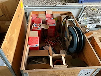 Diverse machineonderdelen - afbeelding 29 van  30
