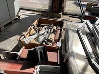 Diverse machineonderdelen - afbeelding 6 van  27