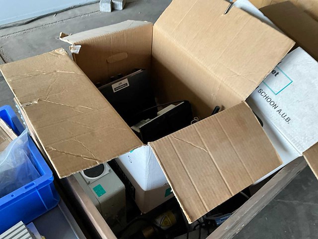 Diverse machineonderdelen - afbeelding 16 van  27