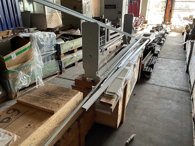 Diverse machineonderdelen - afbeelding 24 van  27