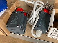 Diverse machineonderdelen - afbeelding 3 van  5
