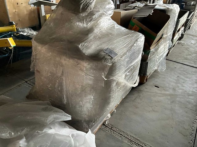 Diverse machineonderdelen - afbeelding 15 van  31