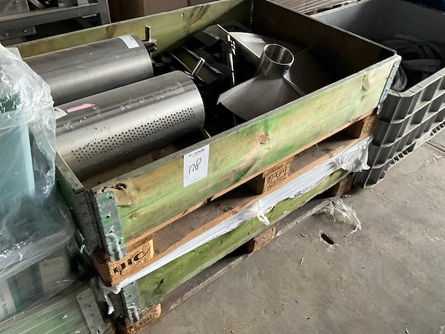 Diverse machineonderdelen - afbeelding 17 van  31