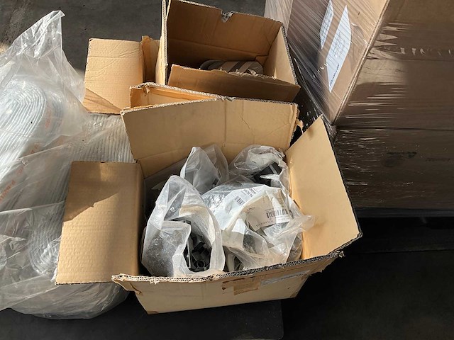 Diverse machineonderdelen - afbeelding 9 van  27