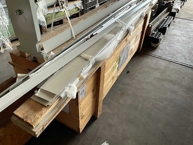 Diverse machineonderdelen - afbeelding 25 van  27