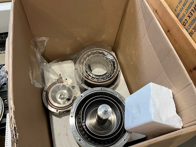 Diverse machineonderdelen - afbeelding 7 van  11