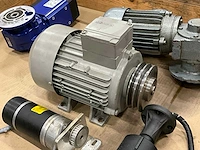 Diverse machineonderdelen - afbeelding 2 van  14