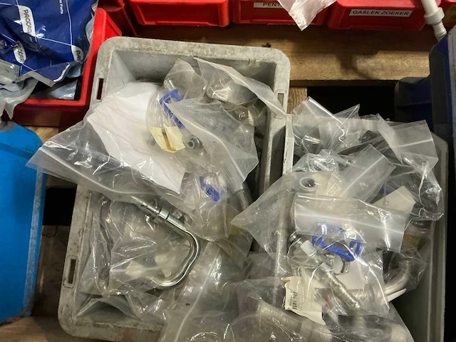 Diverse machineonderdelen - afbeelding 4 van  8