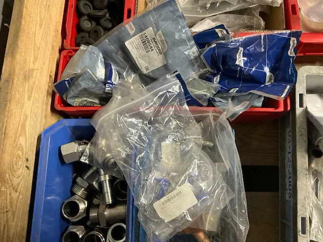 Diverse machineonderdelen - afbeelding 5 van  8