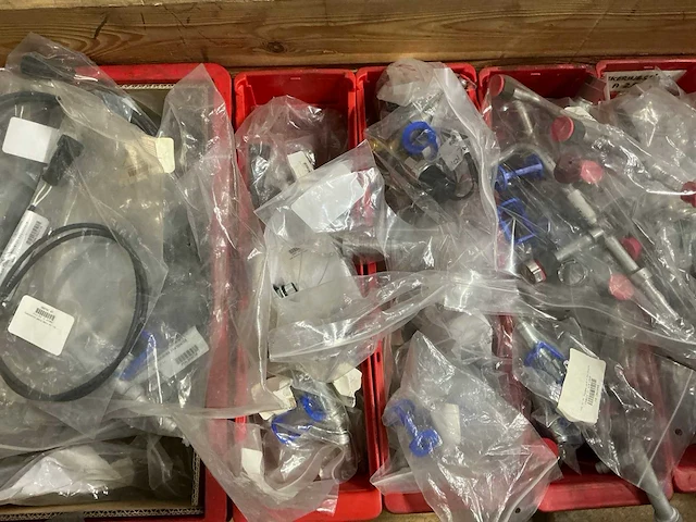 Diverse machineonderdelen - afbeelding 7 van  8