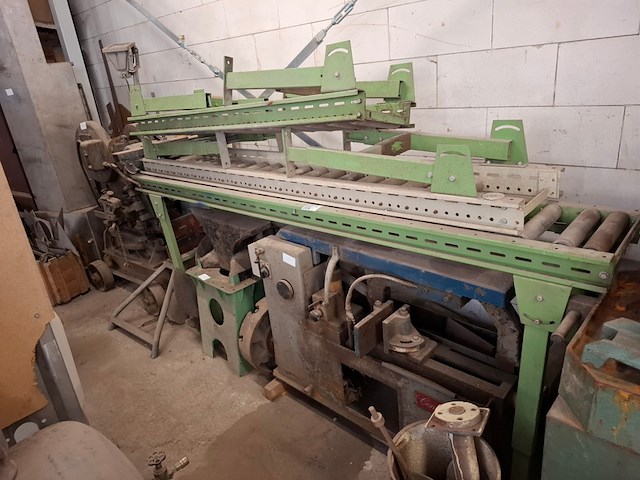 Diverse machines en onderdelen - afbeelding 1 van  13
