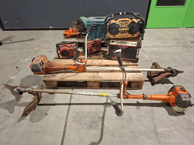 Diverse machines - afbeelding 1 van  24