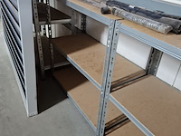 Diverse magazijn inventaris - afbeelding 10 van  22