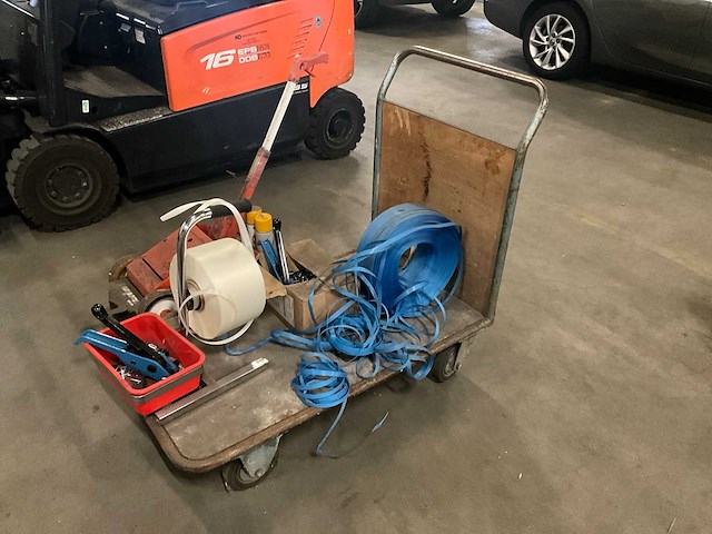 Diverse magazijninventaris - afbeelding 1 van  7