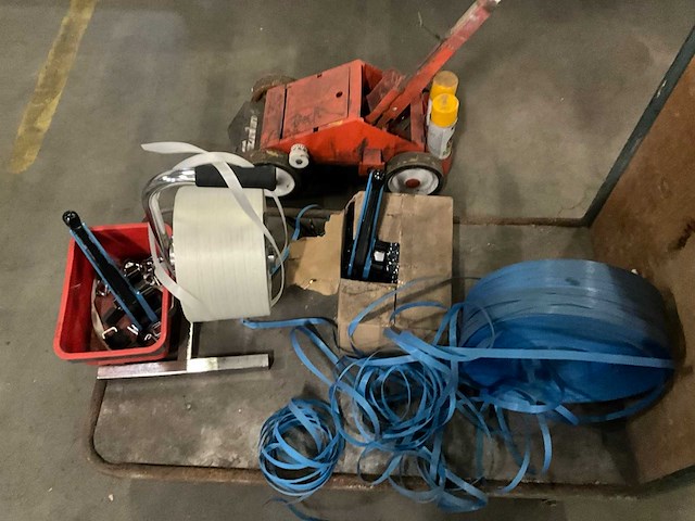 Diverse magazijninventaris - afbeelding 7 van  7