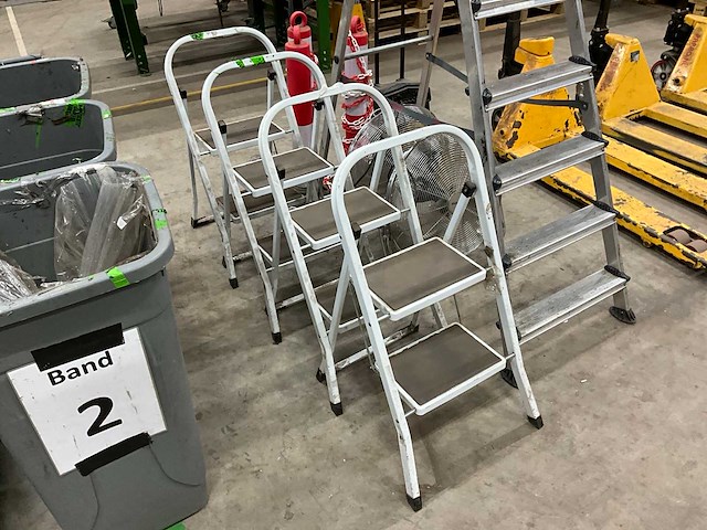 Diverse magazijninventaris - afbeelding 2 van  3