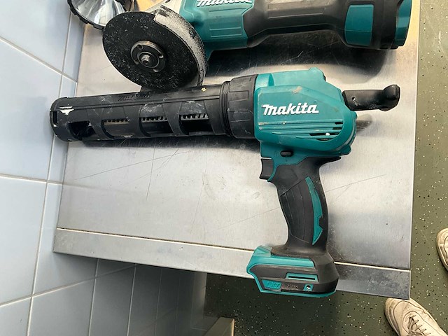 Diverse makita-gereedschappen - afbeelding 2 van  5