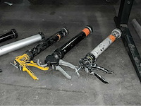 Diverse manuele kitspuiten (8x) - afbeelding 4 van  4