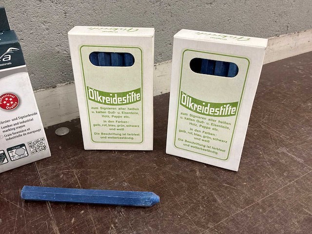 Diverse markeerkrijtjes - afbeelding 2 van  12