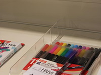 Diverse markeerstiften, 3 verpakkingen in schap. - afbeelding 2 van  2