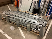 Diverse maten liggers voor stelling - afbeelding 4 van  5