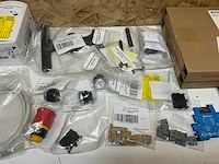 Diverse materialen en toebehoren - afbeelding 3 van  4