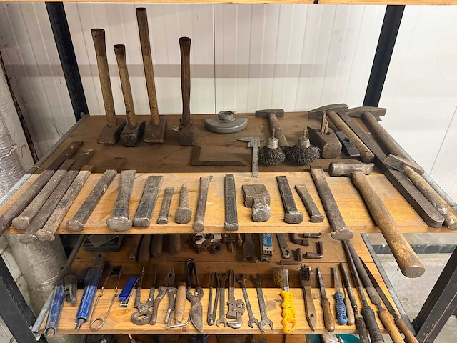 Diverse materialen met stelling - afbeelding 2 van  5