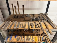 Diverse materialen met stelling - afbeelding 2 van  5