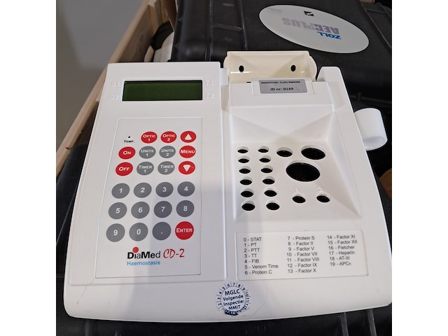 Diverse medische apparatuur en koffers, o.a diamed, argus - afbeelding 3 van  8